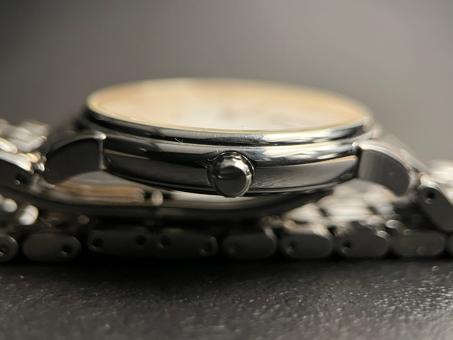 6. Longines Présence