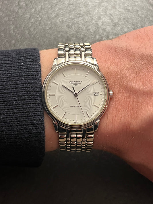 6. Longines Présence
